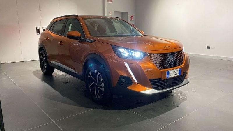 Peugeot 2008 motore elettrico 136 CV Allure Pack