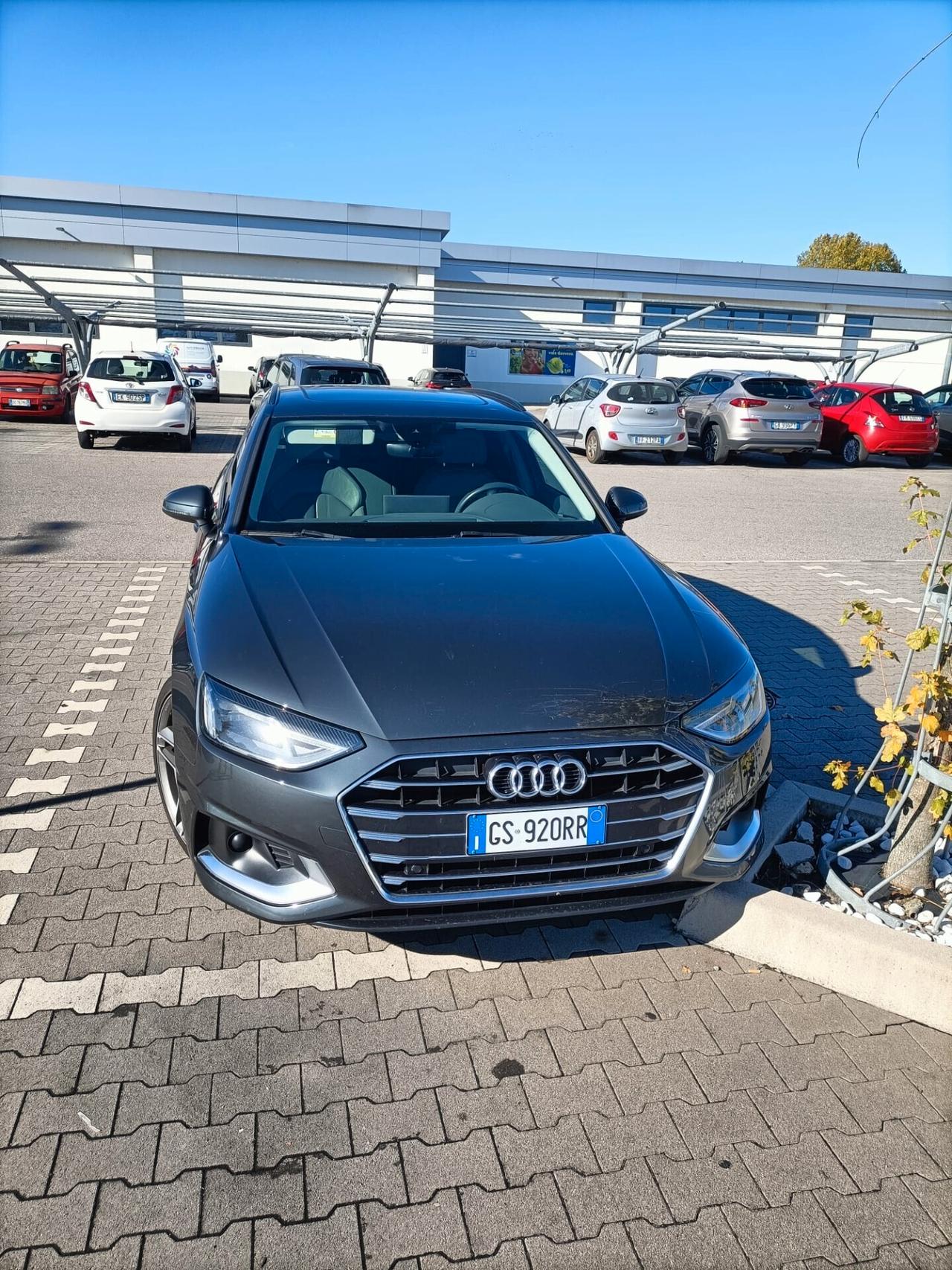 Audi A4 Avant 40 TDI S tronic LED+TETTO-18"-GANCIO