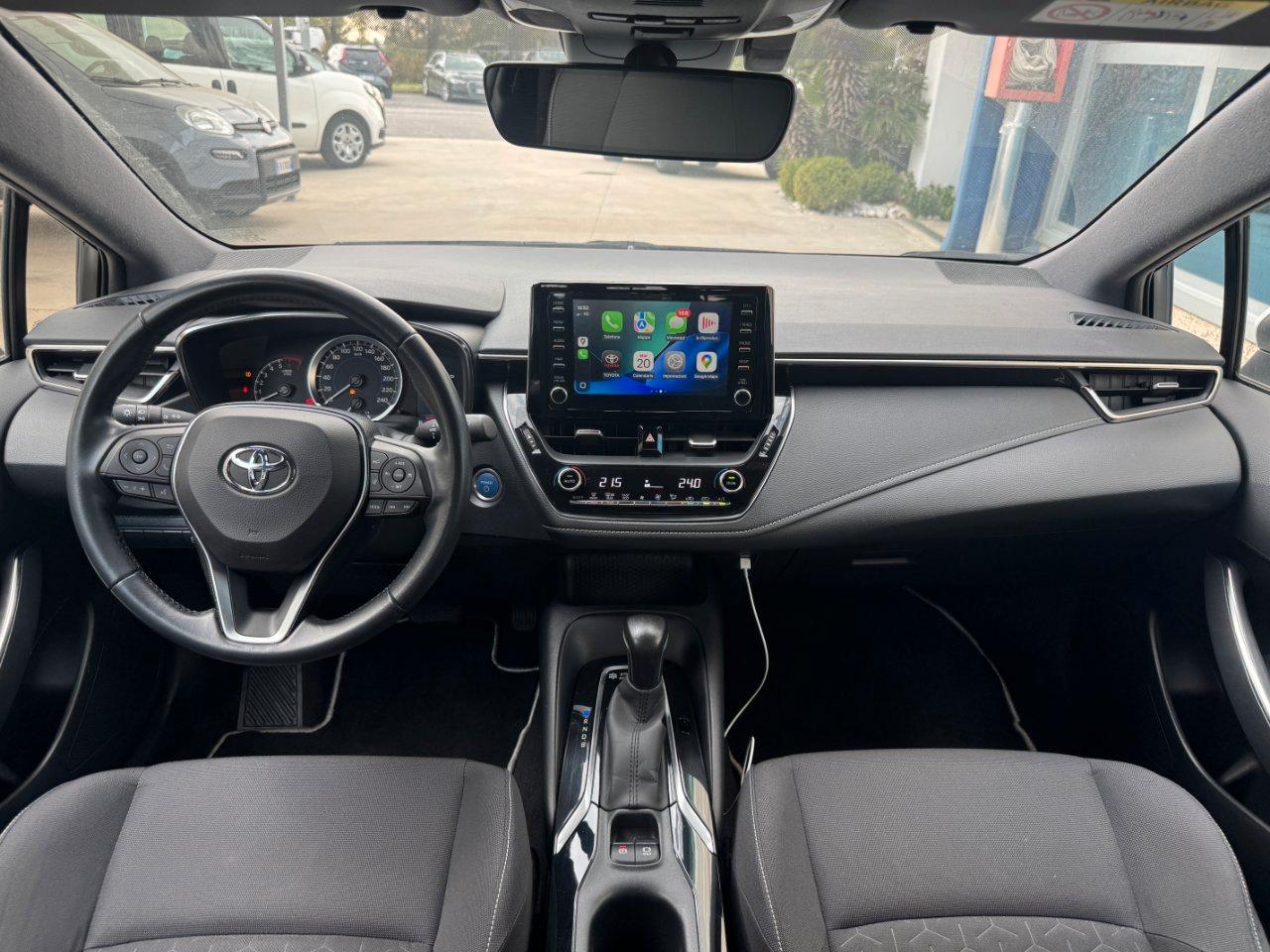 Toyota Corolla 1.8h Active cvt