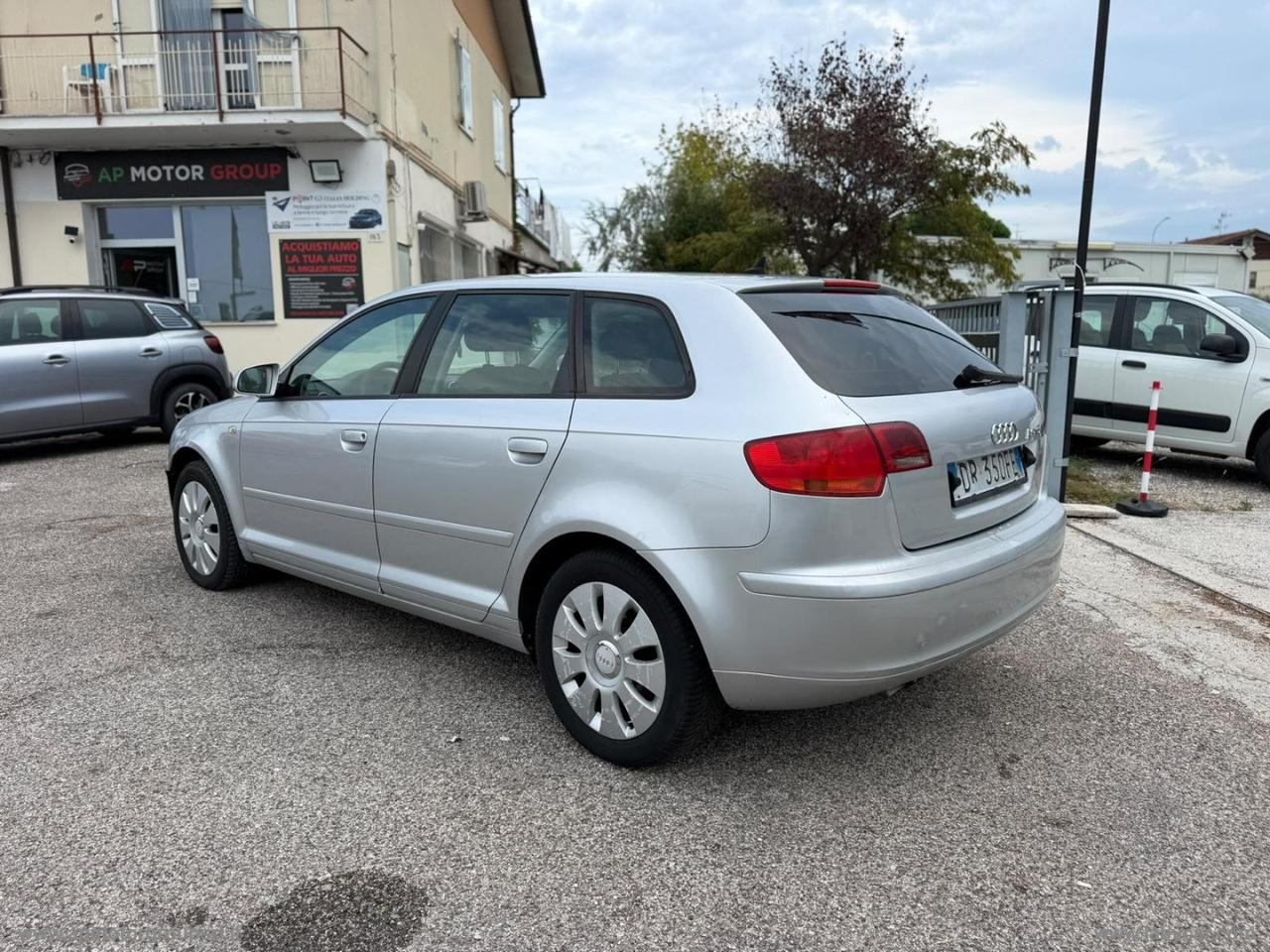 AUDI A3 SPB 2.0 16V TDI Ambiente