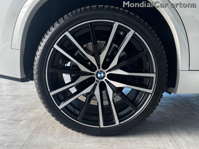 BMW X5 xDrive25d Msport 22'' HEAD-UP KEYLESS PERLA