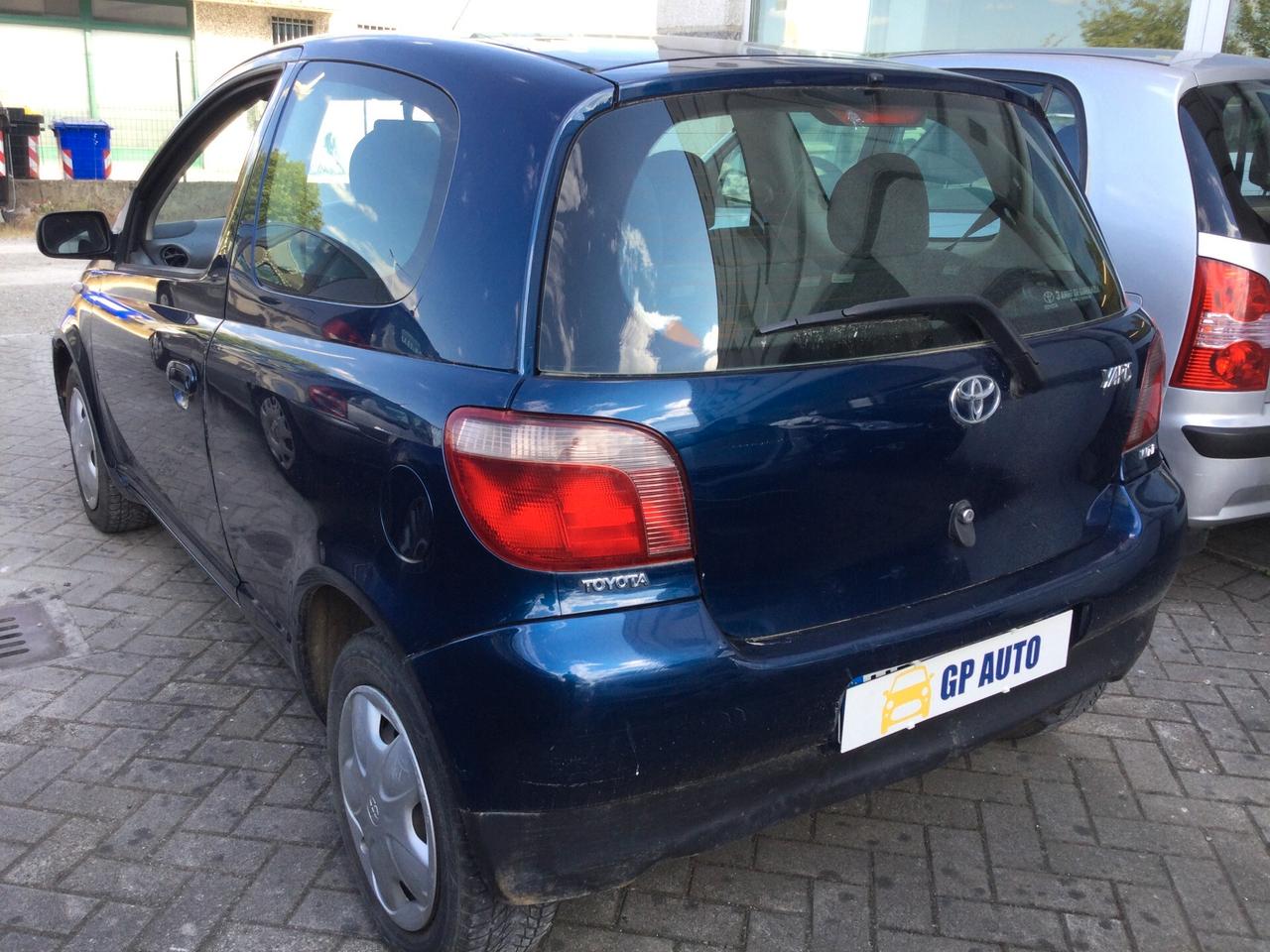 Toyota Yaris 1.0i 16V cat 3 porte Sol