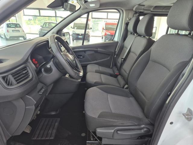 RENAULT Trafic dCi 110CV PL 9 POSTI Zen-Doppio Clima-