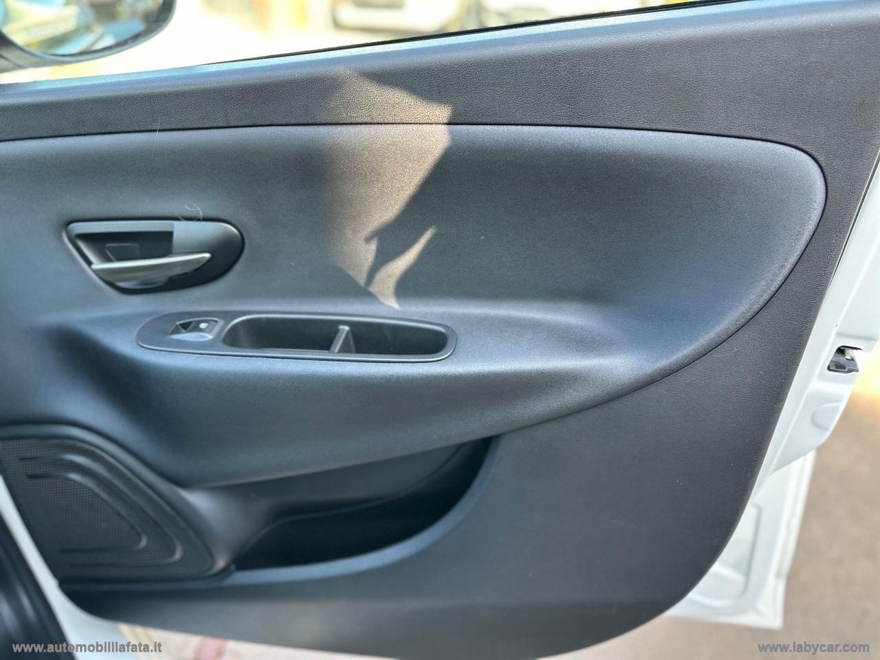 LANCIA Ypsilon 1.0 FireFly 5p.S&S Hyb. Eco Gold HYBRID IDEALE PER NEOPATENTATI