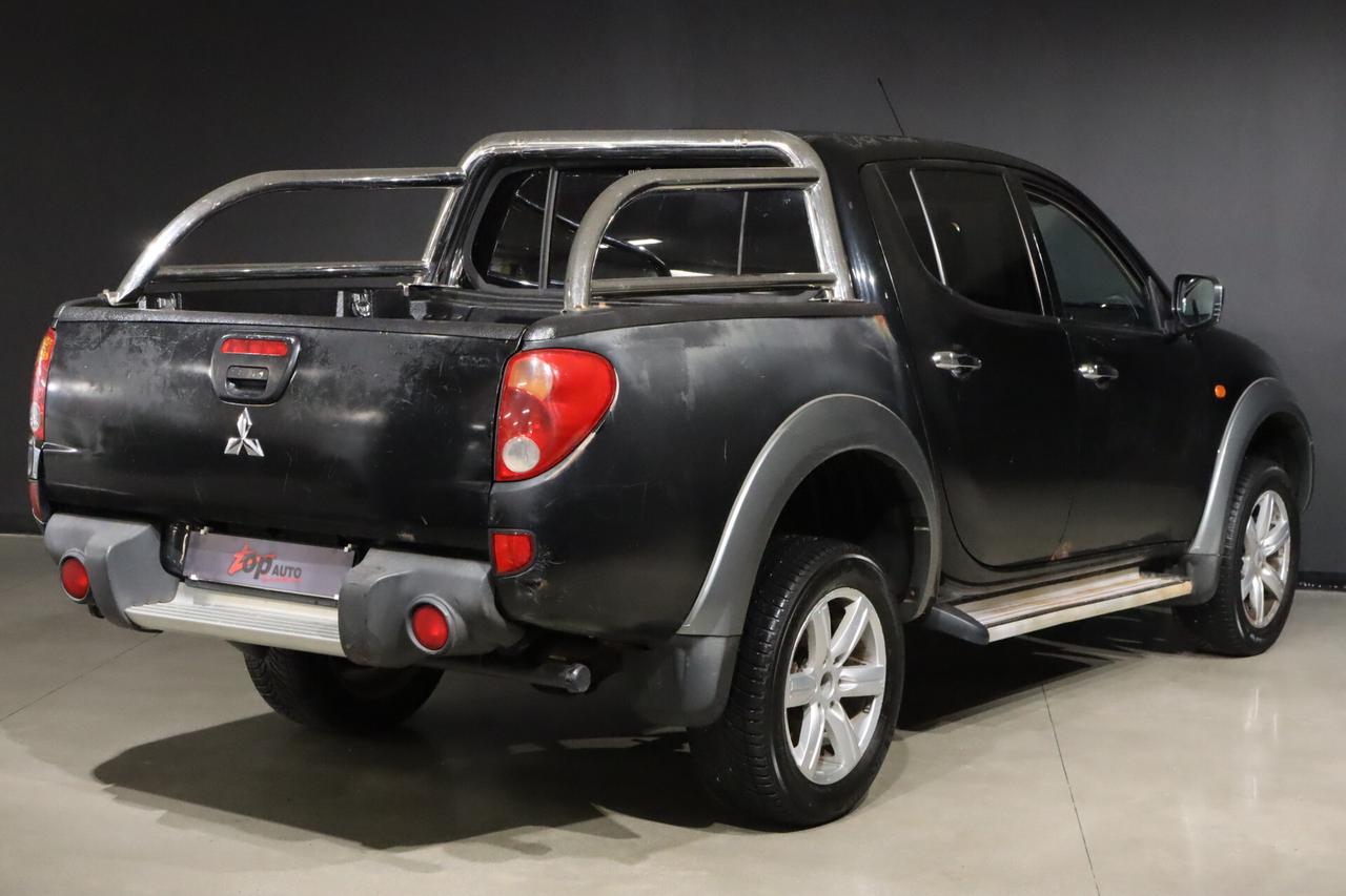 Mitsubishi L200 2.5 167CV solo Export o rivenditori