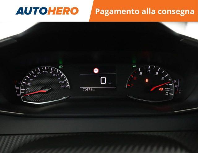 PEUGEOT 2008 PureTech 100 S&S Allure Navi Pack