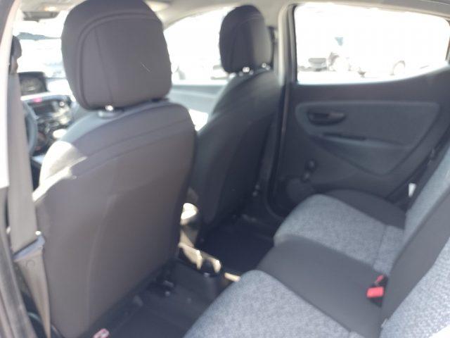 LANCIA Ypsilon 1.0 FireFly 5 porte S&S Hybrid Silver