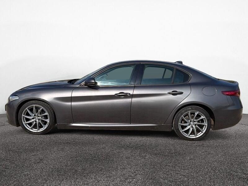 Alfa Romeo Giulia 2.2 Turbo AT8 180CV Super