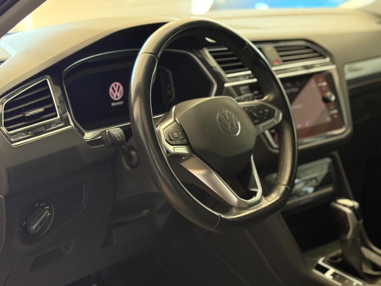 Volkswagen Tiguan 2.0 TDI 150 CV SCR DSG Elegance