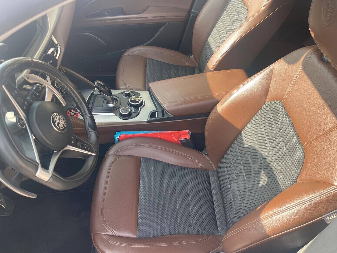 Alfa Romeo Stelvio 2.2 Turbodiesel 210 CV AT8 Q4 Executive