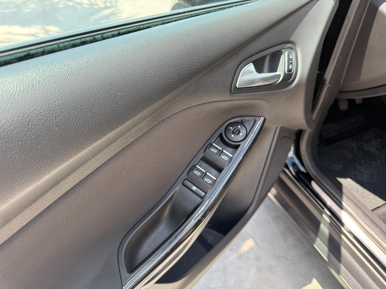 FORD FOCUS SW ANNO 2017 1.5 DIESEL 120 CV