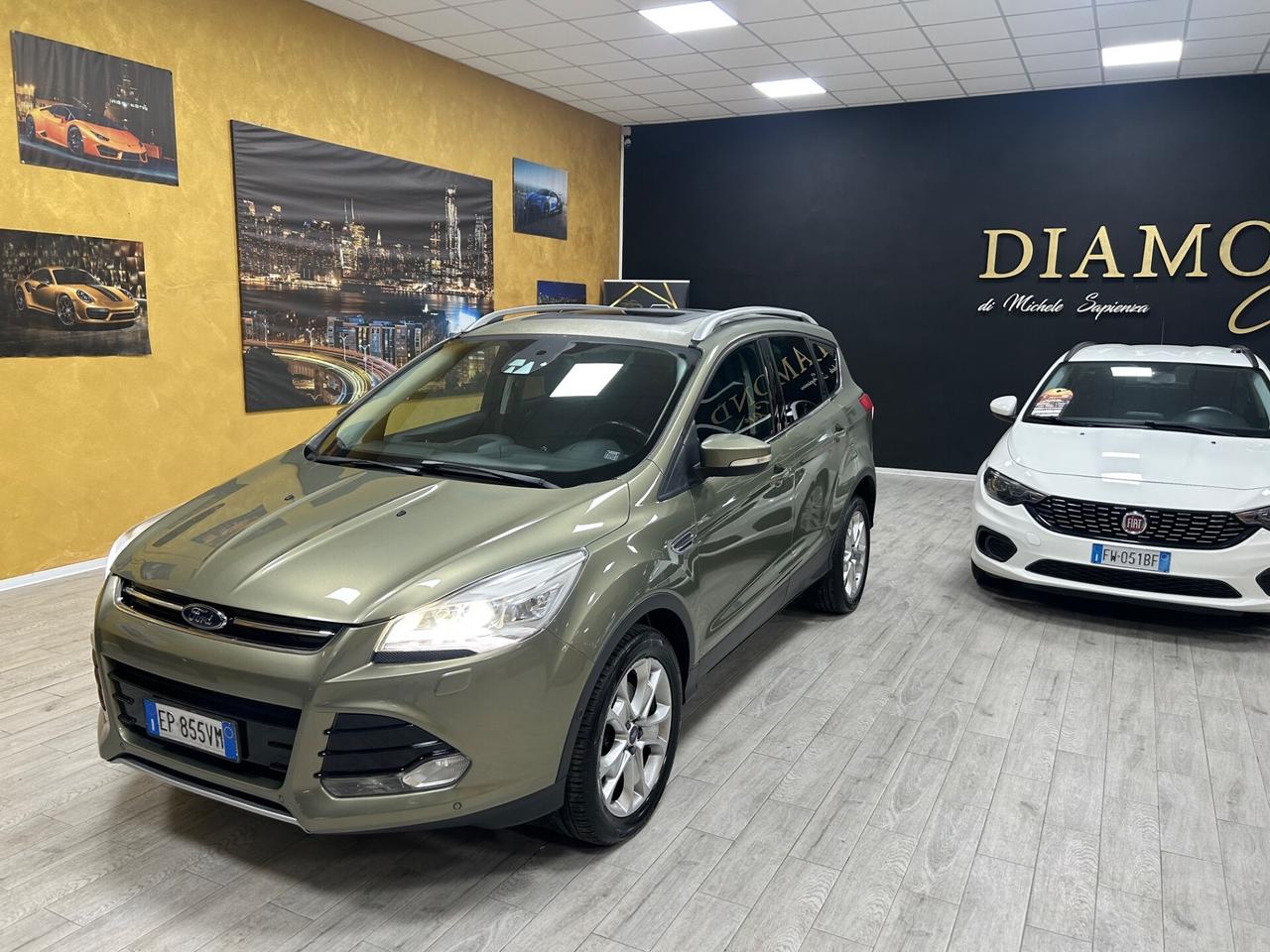 FORD KUGA 2.0 Tdci “TETTO/PELLE/NAV/RETR/19”-2013