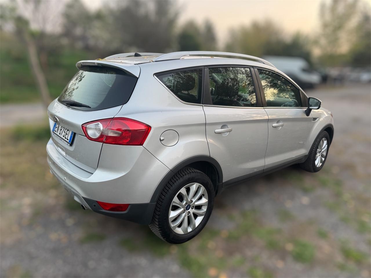 FORD KUGA 2.0 dci diesel - Automatica -POCHI KM- 2013