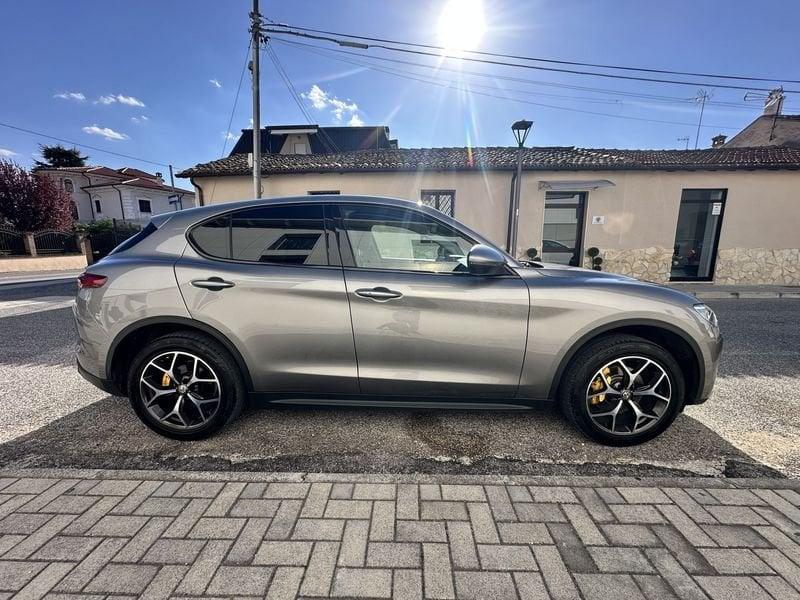 Alfa Romeo Stelvio 2.2 Turbo Diesel 210CV AT8 Q4 Executive
