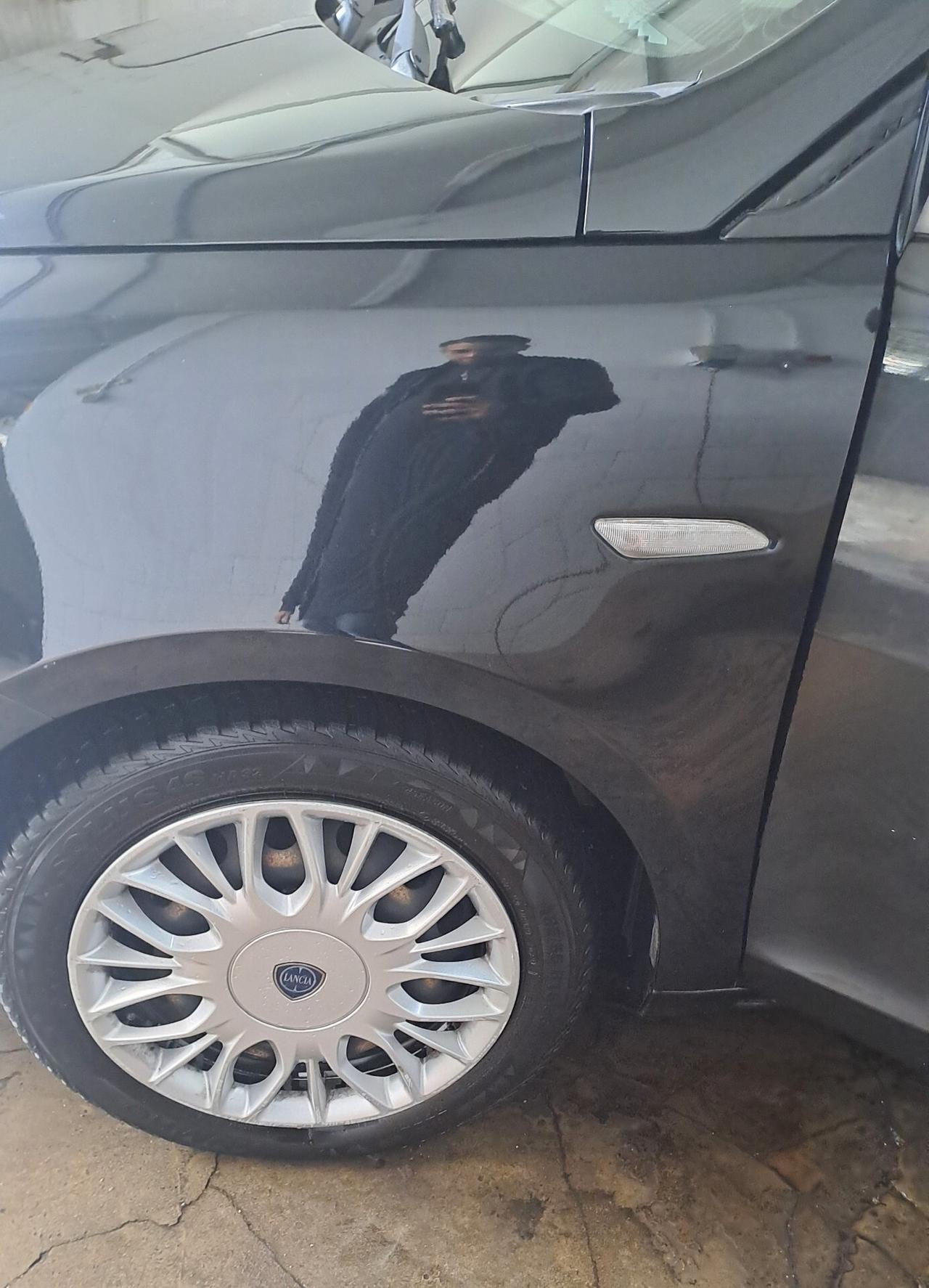 Lancia Ypsilon 1.2 GPL 5 Porte