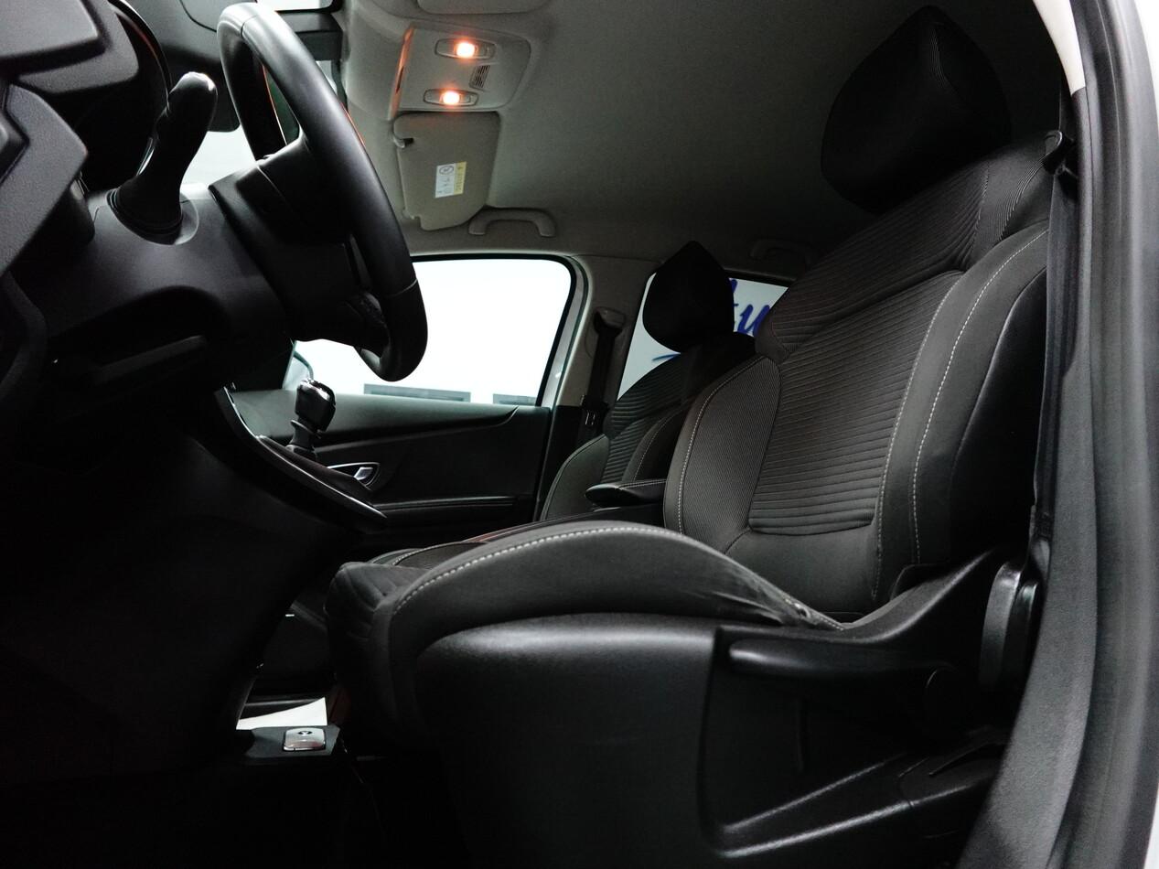 Renault Grand Scenic 1.7 BlueDCI 120 CV SP_ED2 7 POSTI