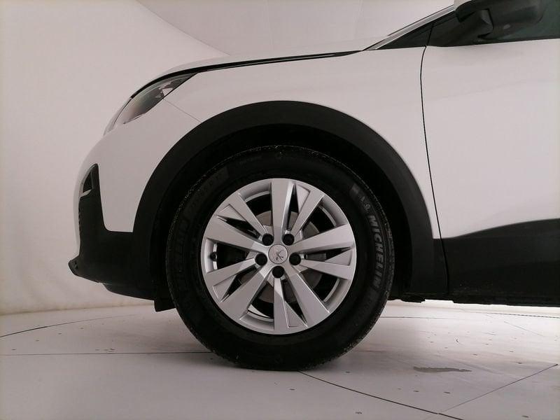 Peugeot 3008 1.5 bluehdi Active s&s 130cv