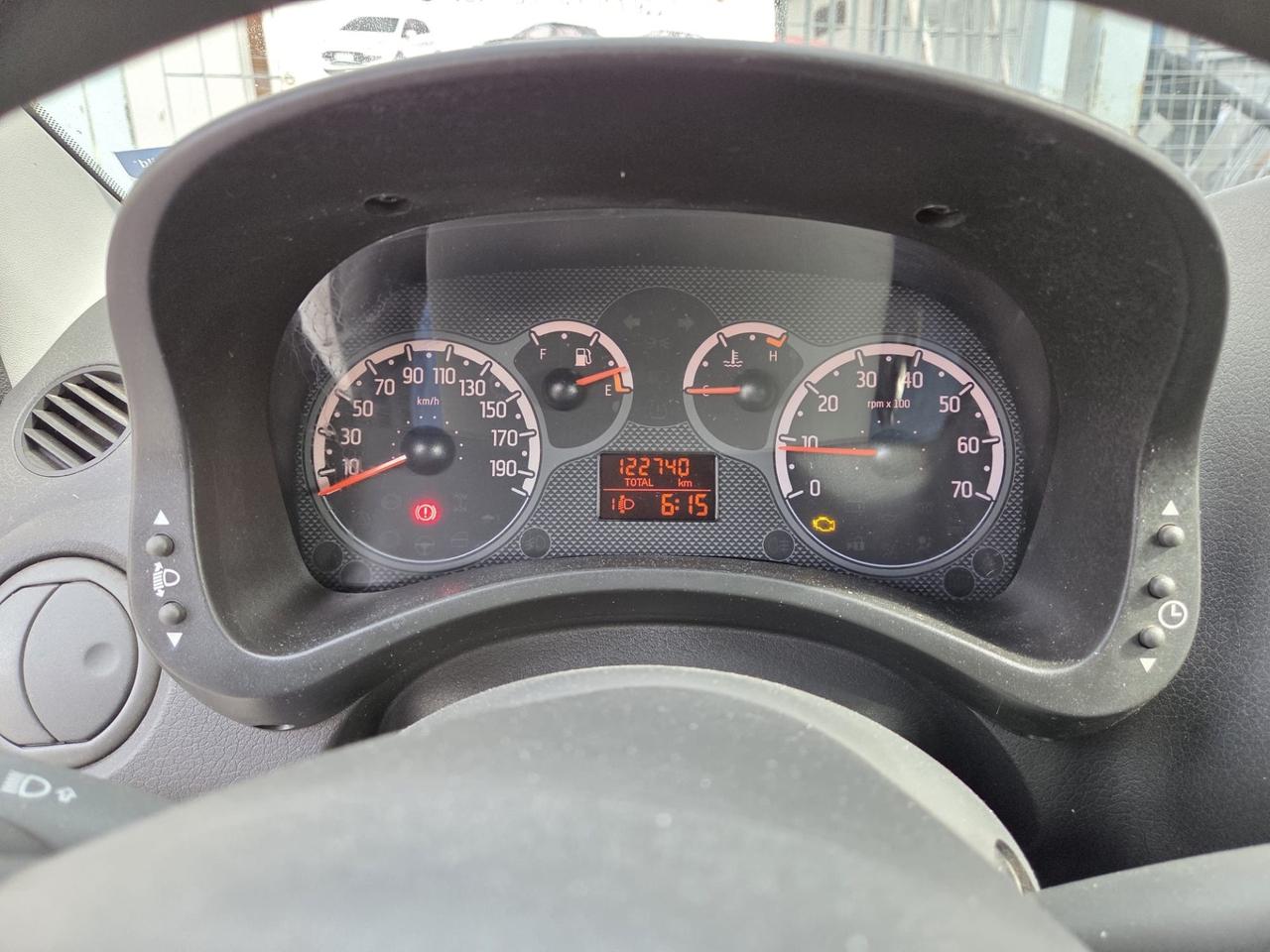 Fiat Panda 1.2 Dynamic AUTOCARRO SI NEOPATENTATI