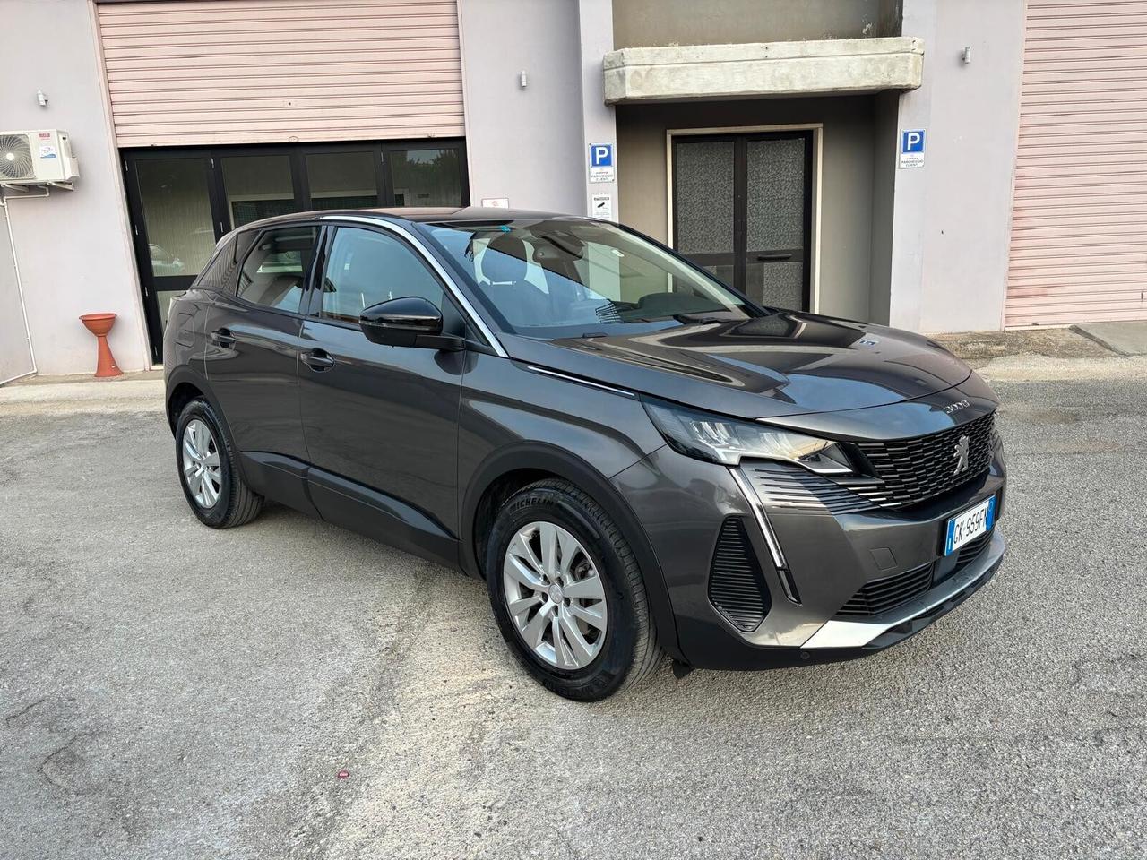 Peugeot 3008 BlueHDi 130 S&S Active Pack 04/2022