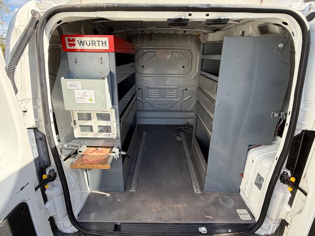 Fiat Fiorino 1.3 MJT 95CV Cargo SX attrezzato