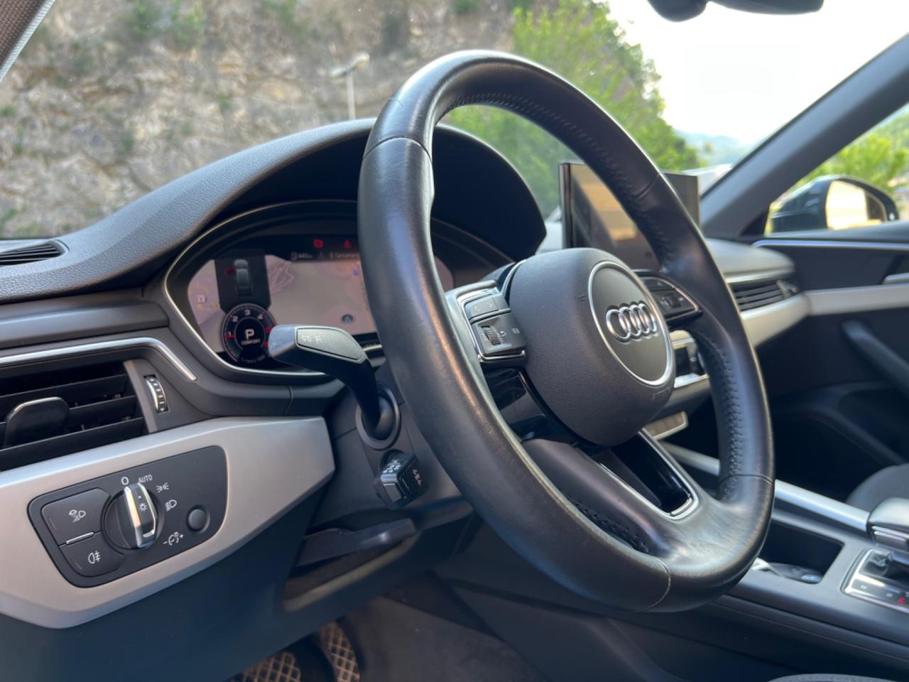 Audi A4 Avant 35 TDI 163CV S-tronic Business Advanced Perfetta