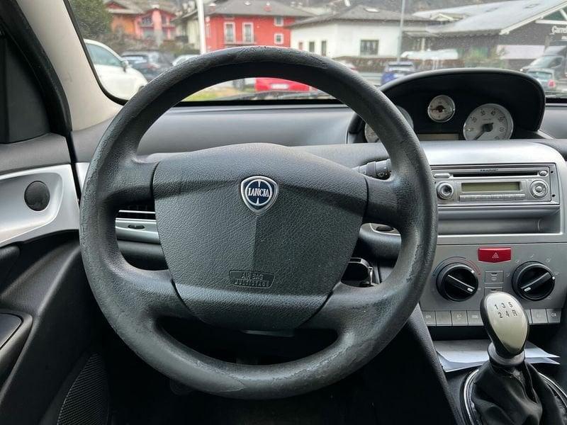 Lancia Ypsilon Ypsilon 1.2 69 CV Platinum