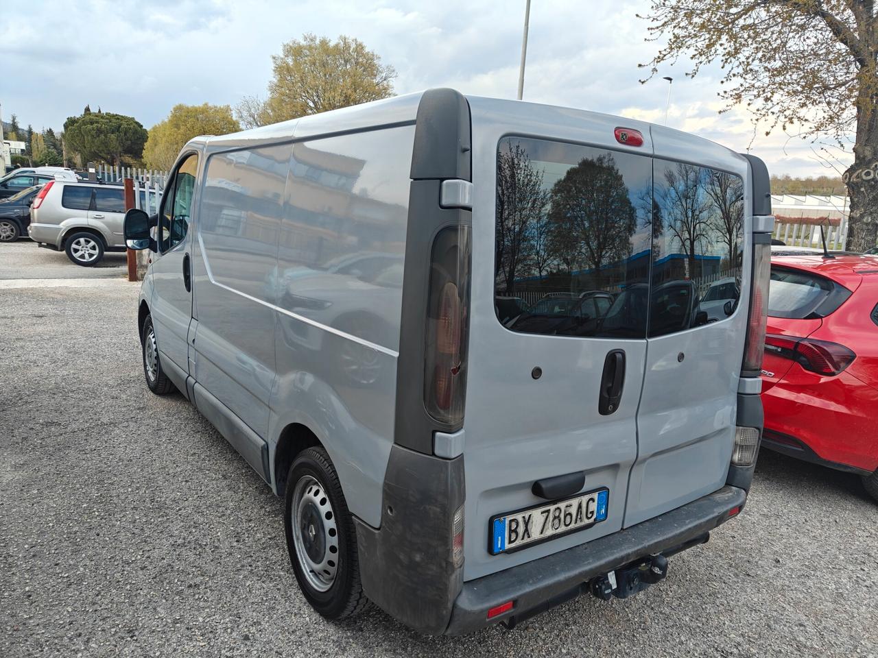 Renault Trafic 1.9 dCi/100CV PC-TN Furg.