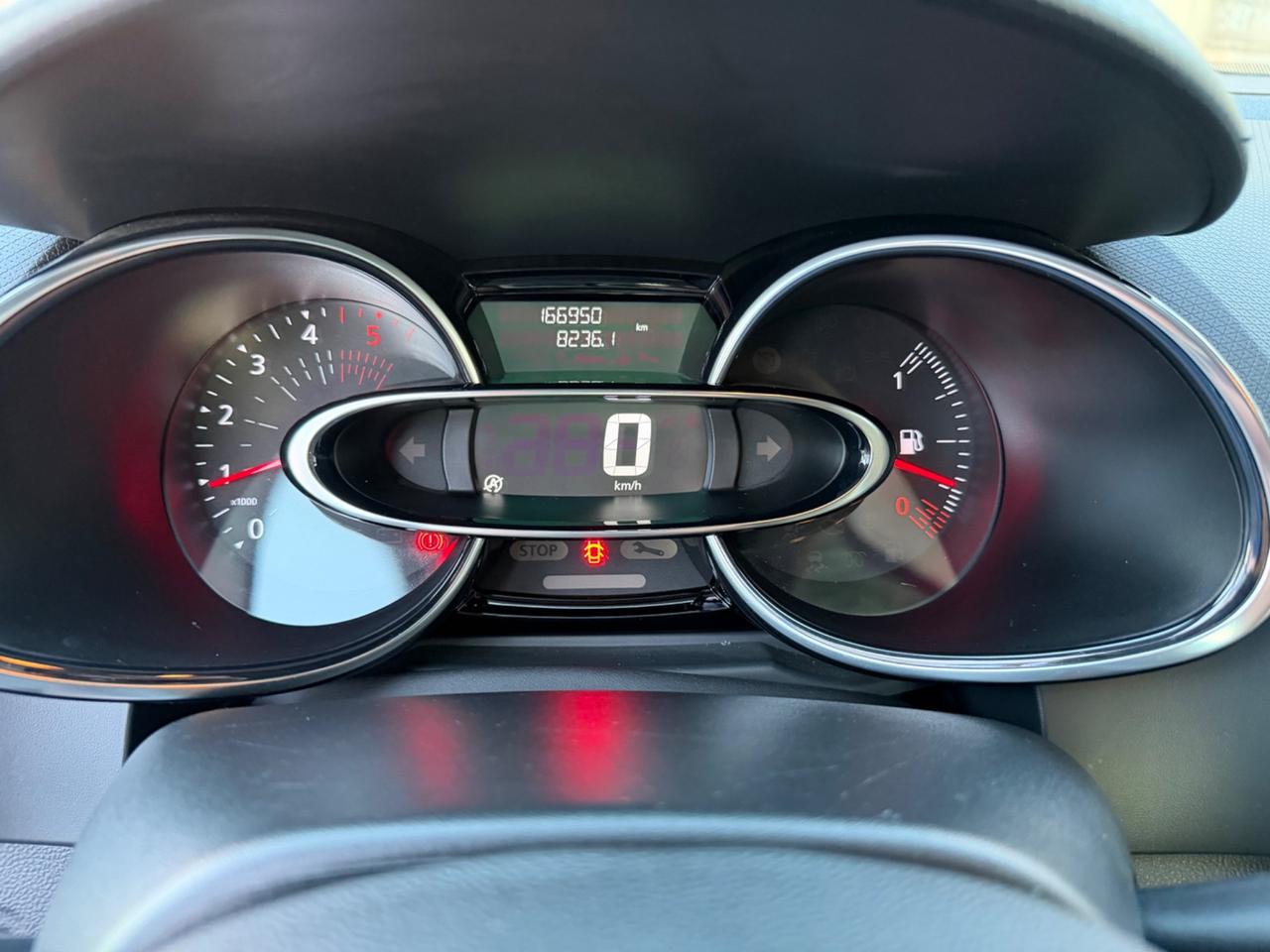 Renault Clio 1.5 dCi 90 cv 2017 navigatore