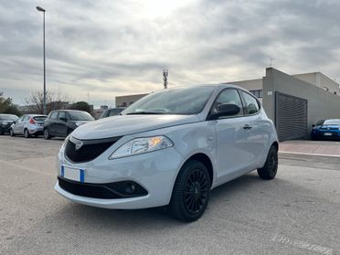 Lancia Ypsilon 1.2 69 CV 5 porte GPL Ecochic Monogram