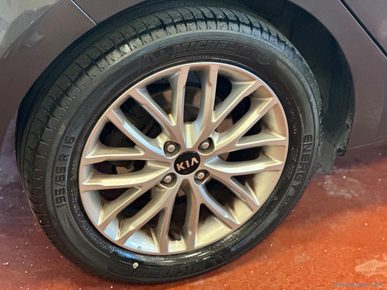 KIA Rio 1.0 T-GDi 12V Evolution