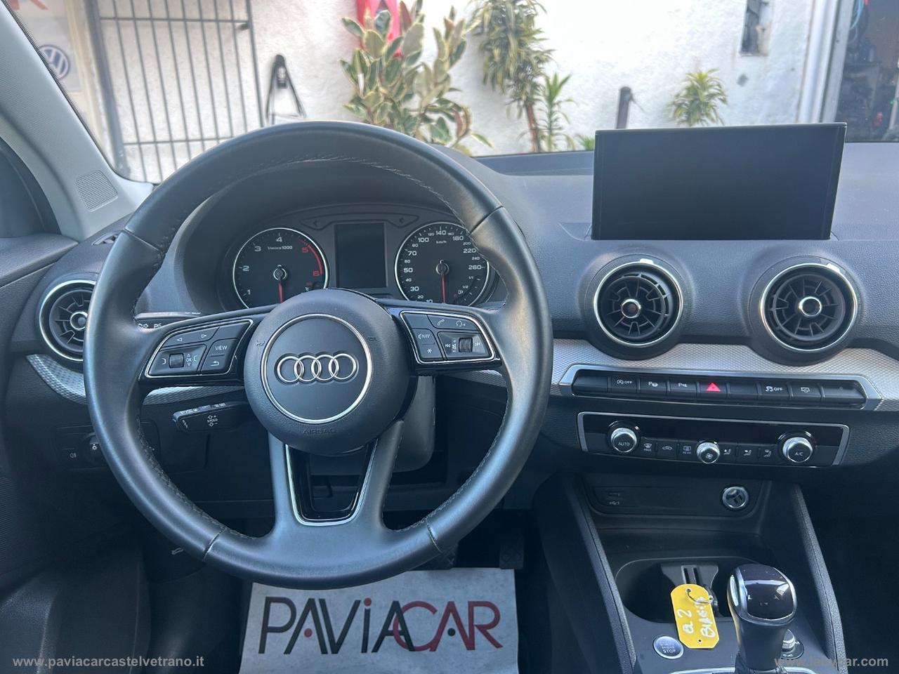 AUDI Q2 30 TDI S tronic Identity Black