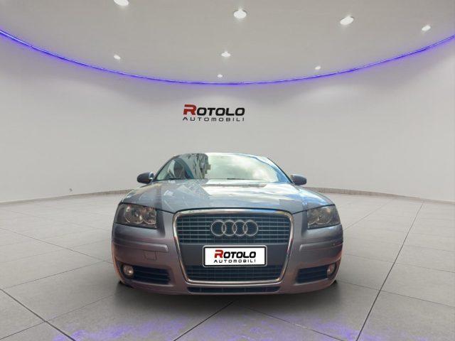 AUDI A3 1.6 16V FSI Attraction