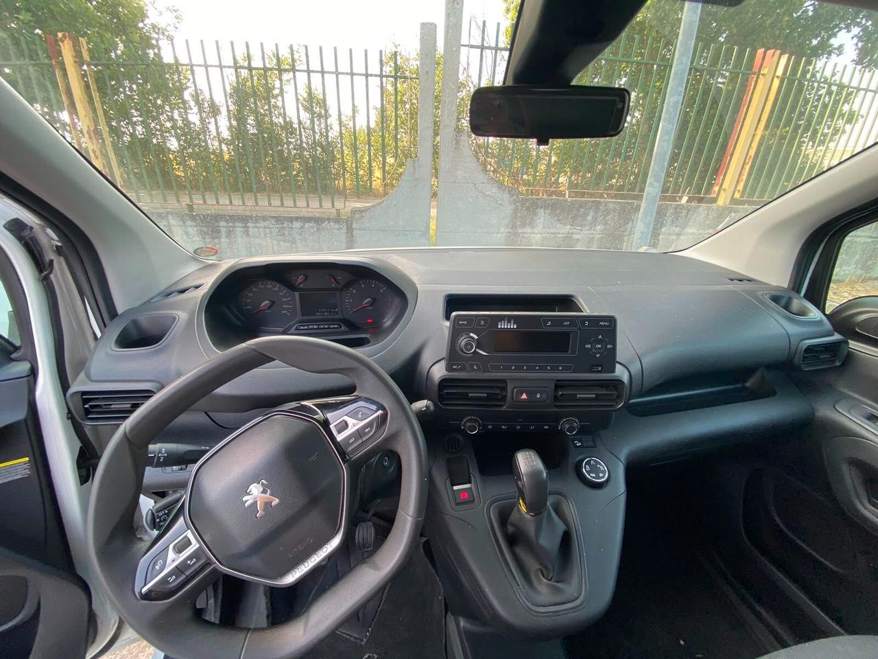 PEUGEOT PARTNER (C18)