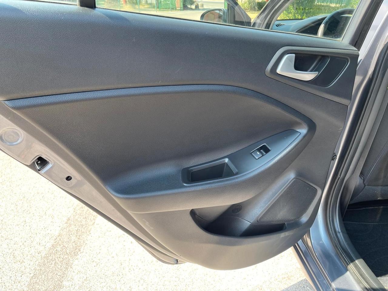 Hyundai i20 1.2 84 CV 5p Style - Neopatentati