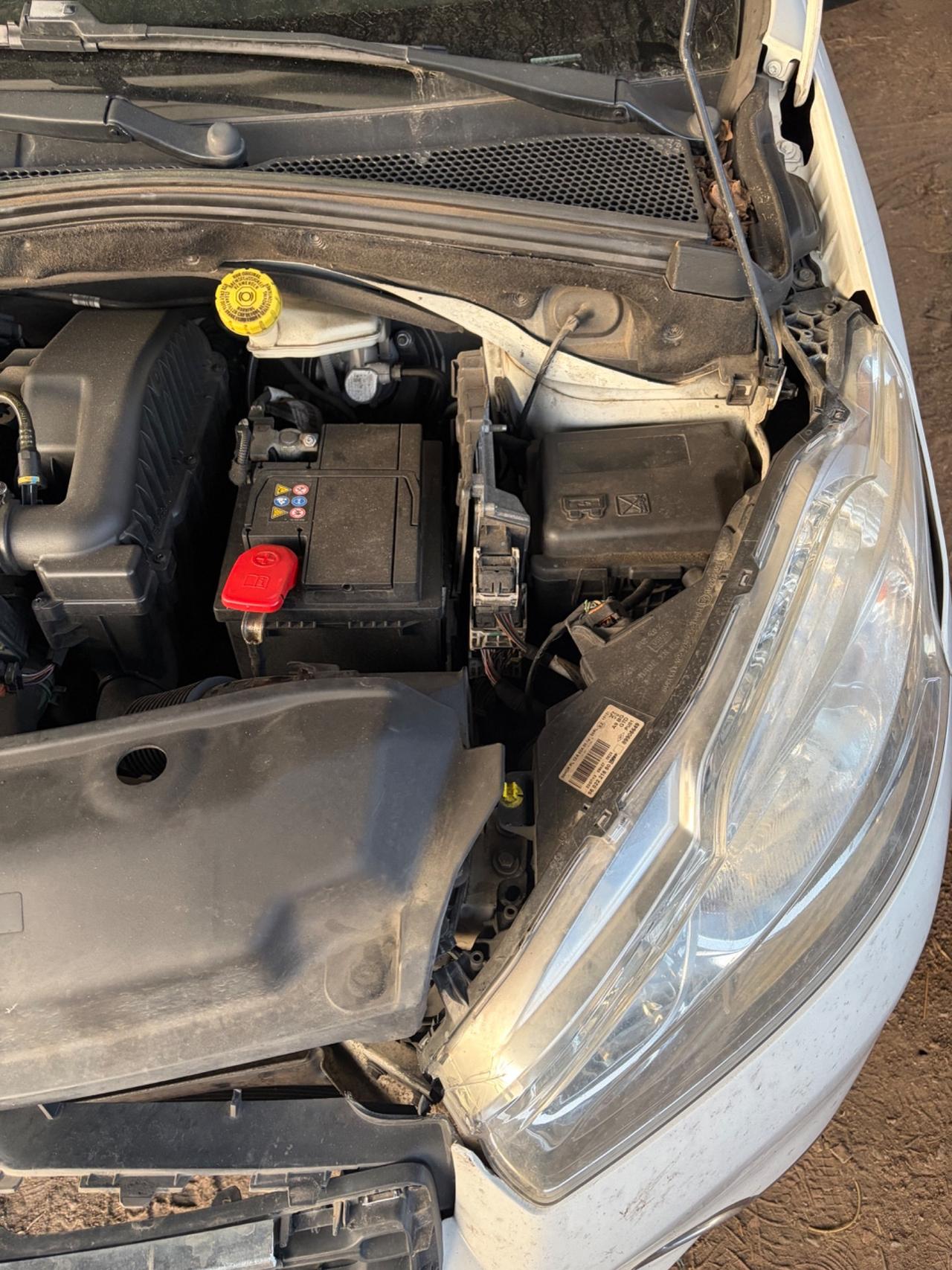 Peugeot 208 1.2 BENZINA 82 CV INCIDENTATA