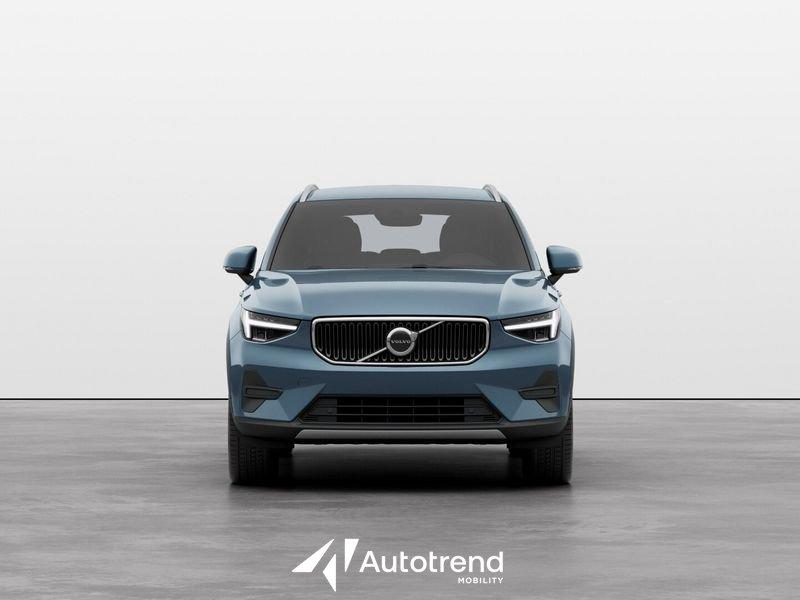 Volvo XC40 B3 163+11 CV Mild Hybrid Automatico Core