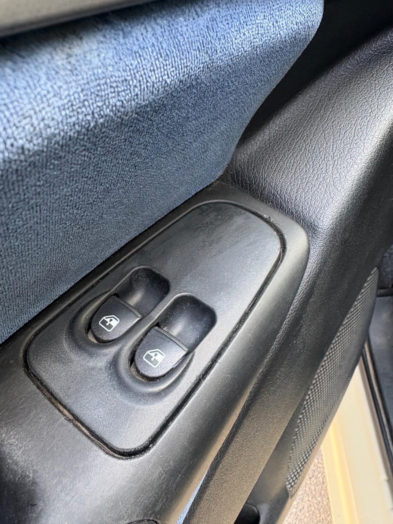 Lancia Ypsilon 1.4 benz. magnifiche condizioni