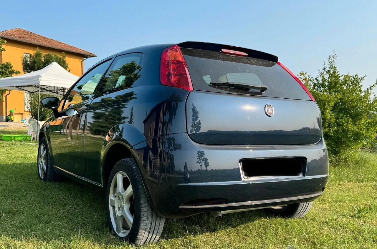 Fiat Grande Punto 1.4 3 porte Dynamic Natural Power