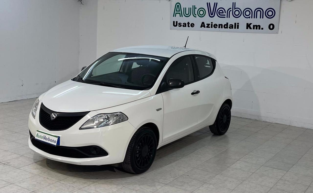 Lancia Ypsilon 1.0 FireFly 5 porte ecochic