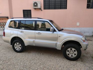 Mitsubishi Pajero 3.2 16V DI-D 7 posti e gancio