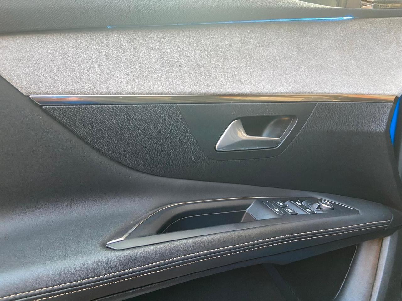 Peugeot 3008 BlueHDi 130 S&S EAT8 GT