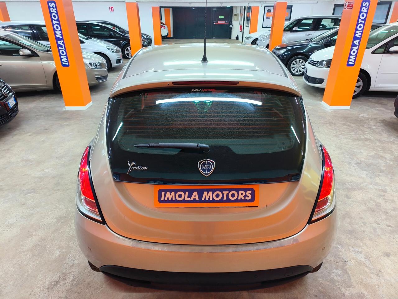 Lancia Ypsilon 0.9 TwinAir 85 CV 5 porte S&S Gold