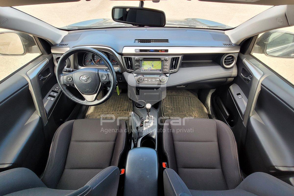 TOYOTA RAV4 2.2 D-CAT A/T 4WD Style