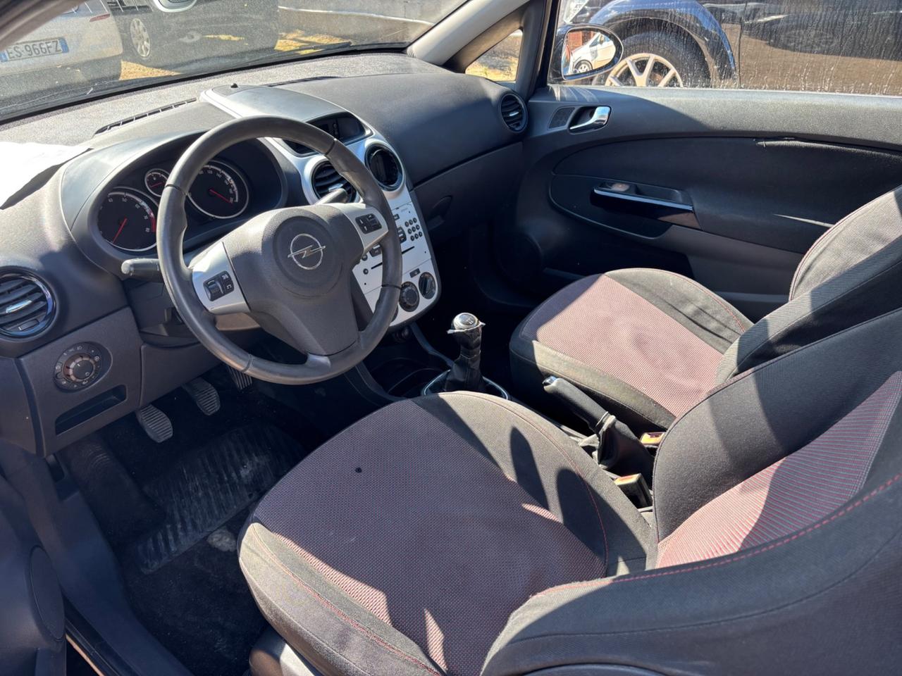 Opel Corsa 1.2 3 porte Club