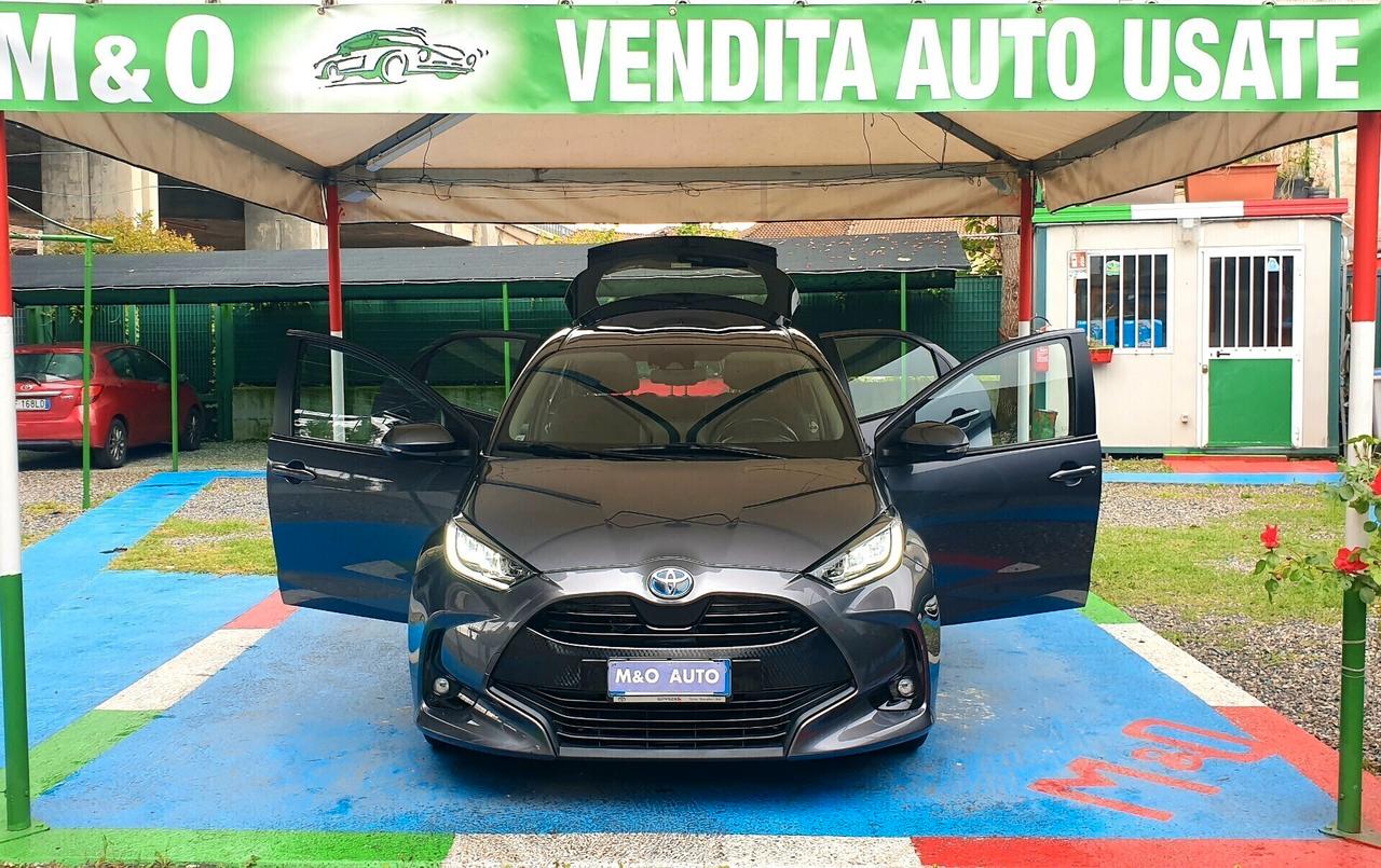 TOYOTA YARIS 1.5 BENZINA/HYBRID DICEMBRE 2022.FULL OPTIONAL