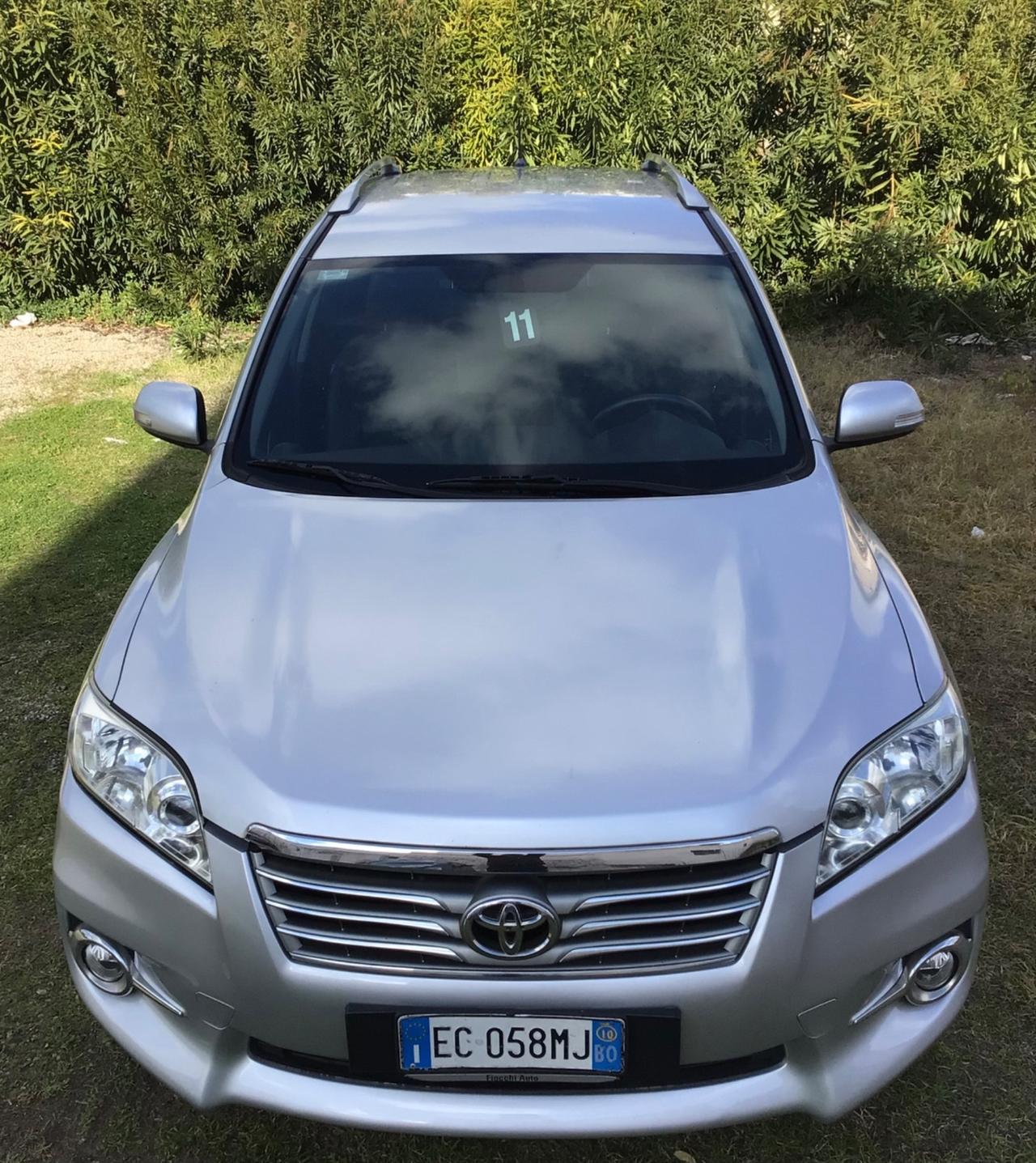 Toyota RAV 4 RAV4 Crossover 2.2 D-4D 150 CV DPF Luxury