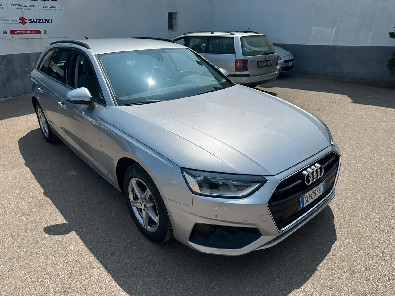 Audi A4 30 TDI Business