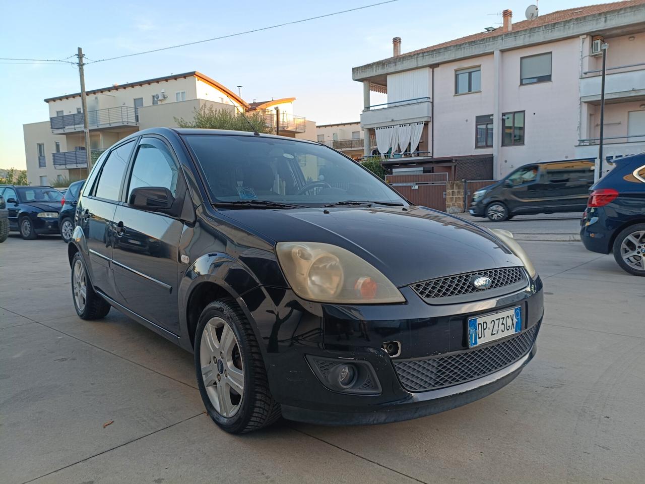 Ford Fiesta 1.2 16V 5p. Ghia