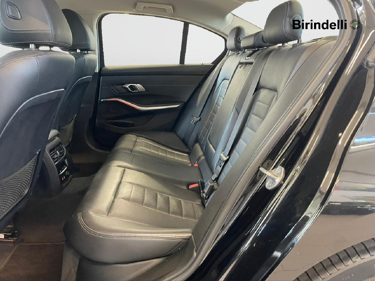 BMW Serie 3(G20/1-80/1) - 320d Luxury