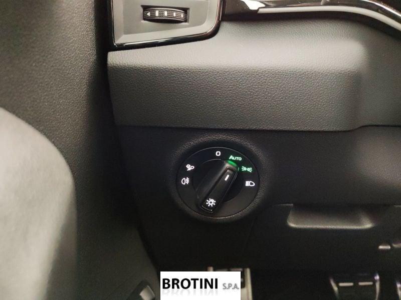 Škoda Karoq Karoq 2.0 TDI SCR DSG SportLine